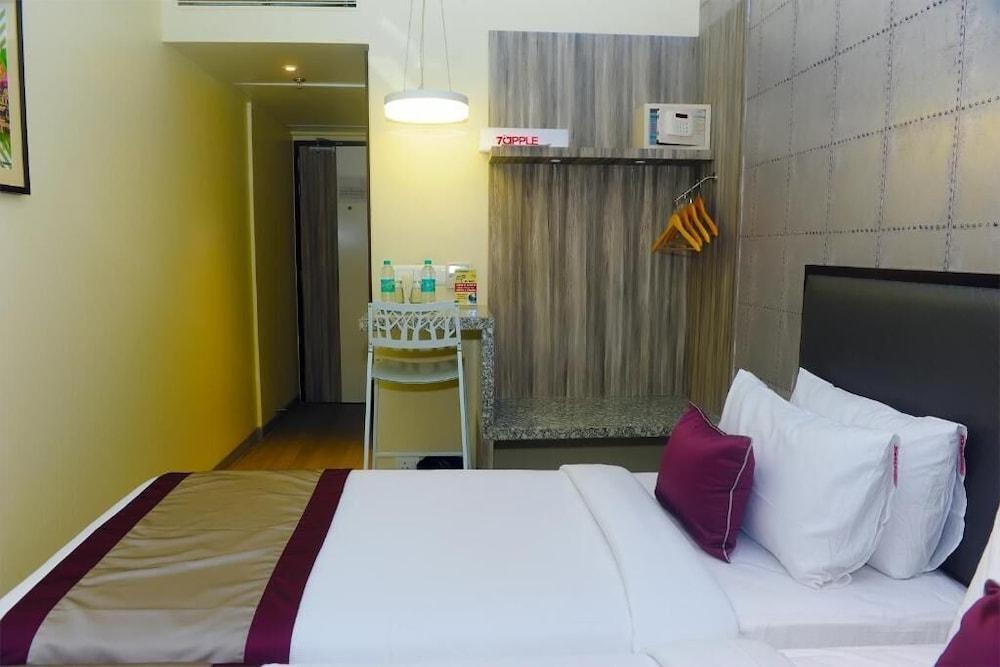 7 Apple Hotel, Vadodara Exterior foto